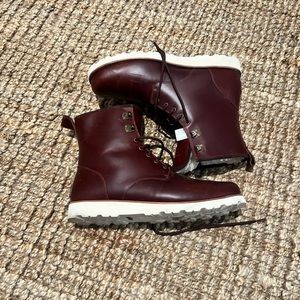 Men’s Ugg Treadlite Boots Size 14